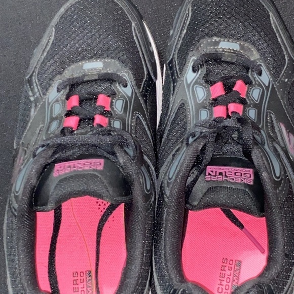 Skechers GO RUN CONSISTENT WO SIZE 10 Black and Pink Athletic Shoes CLEAN EUC - Picture 11 of 13